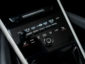 PORSCHE Cayenne E-Hybrid Coupé