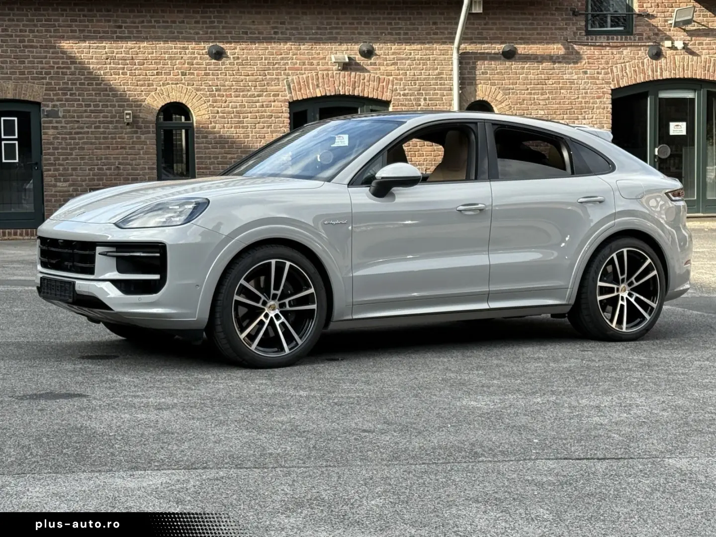 PORSCHE Cayenne E-Hybrid Coupe SPORTDESIGN INNODRIVE 22