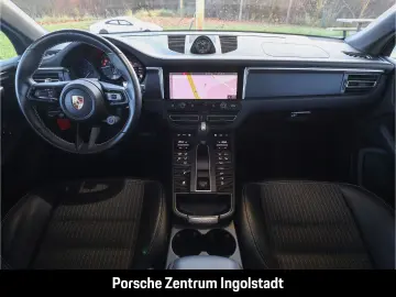 PORSCHE Macan T Panorama SurrondView Abstandsregel Spurw
