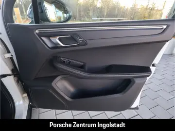 PORSCHE Macan T Panorama SurrondView Abstandsregel Spurw