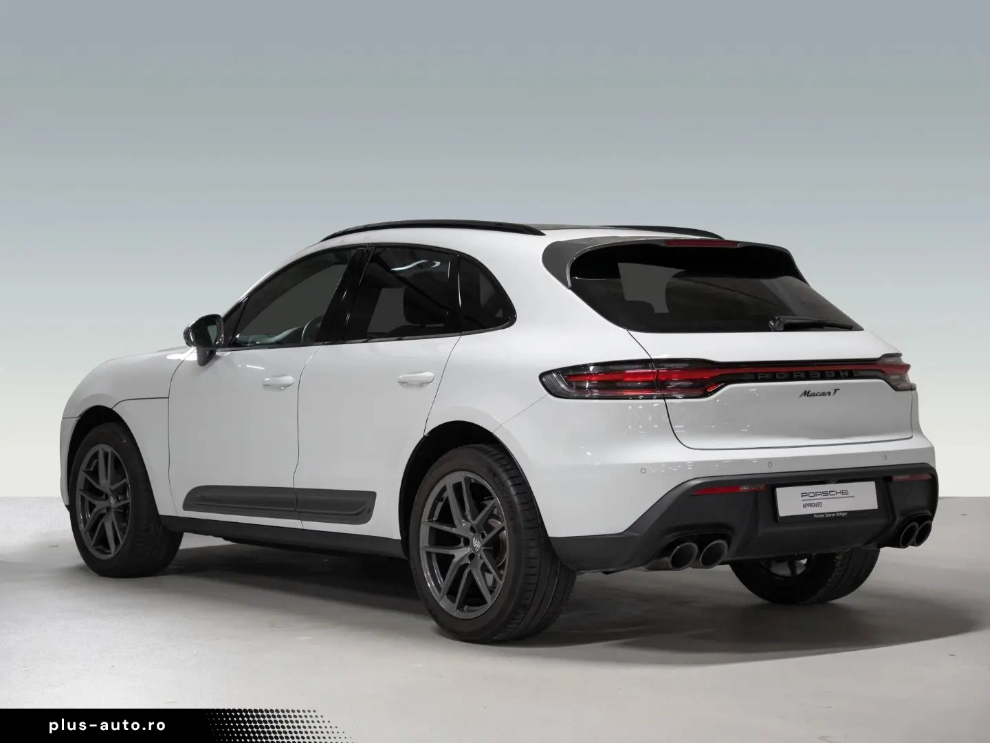 PORSCHE Macan T Panorama Surround View