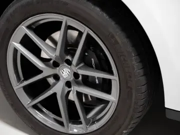 PORSCHE Macan T Panorama Surround View