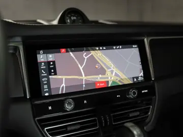 PORSCHE Macan T Panorama Surround View
