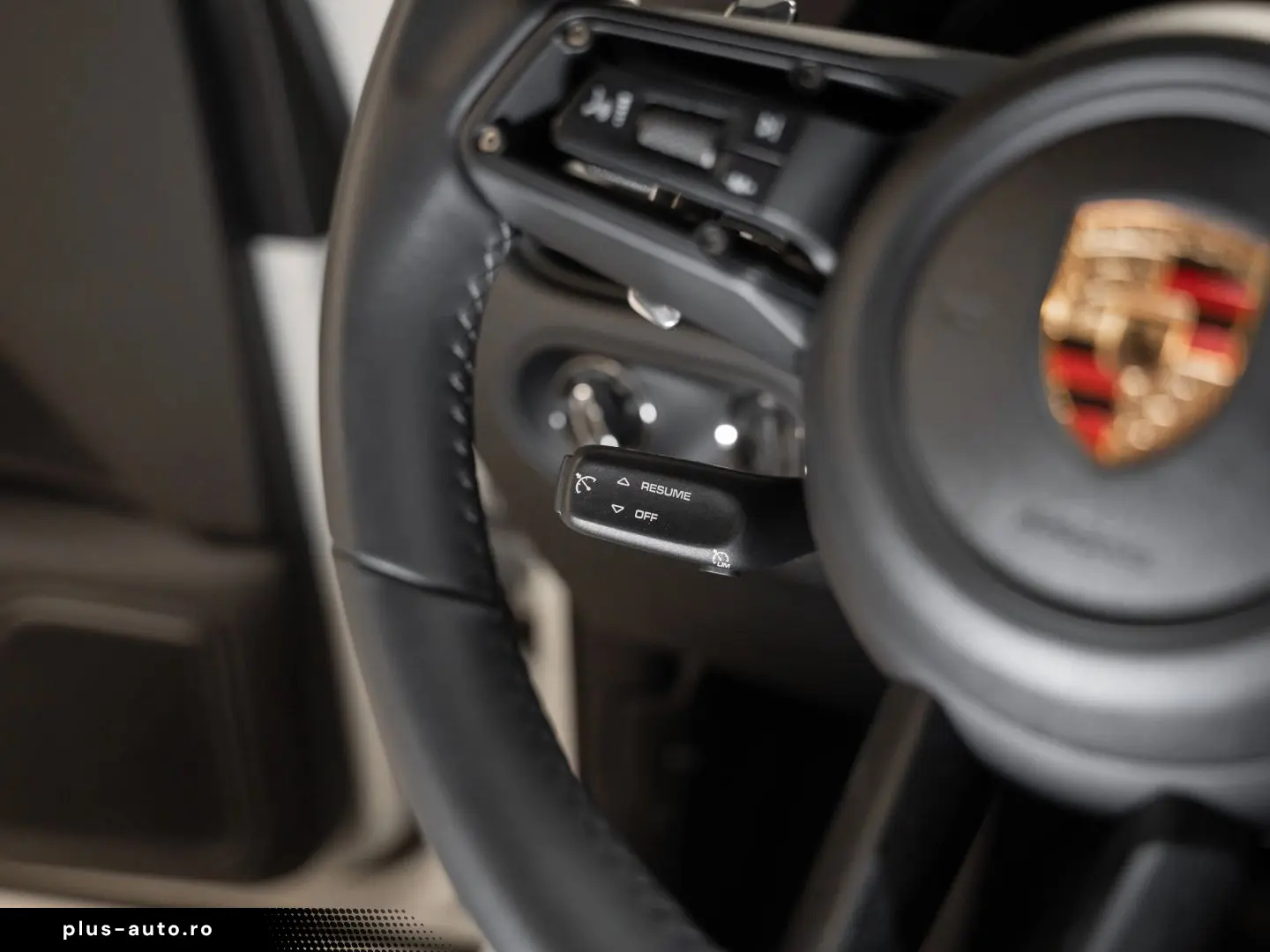 PORSCHE Macan T Panorama Surround View