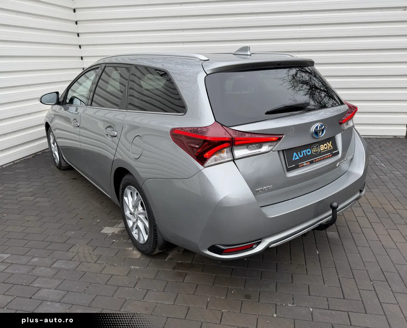 Toyota Auris 1.8 hybrid 160.000 km