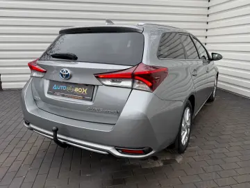 Toyota Auris 1.8 hybrid 160.000 km