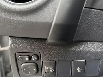 Toyota Auris 1.8 hybrid 160.000 km