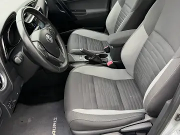 Toyota Auris 1.8 hybrid 160.000 km