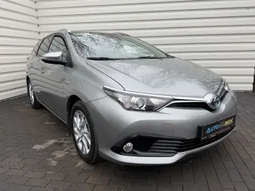 Toyota Auris 1.8 hybrid 160.000 km