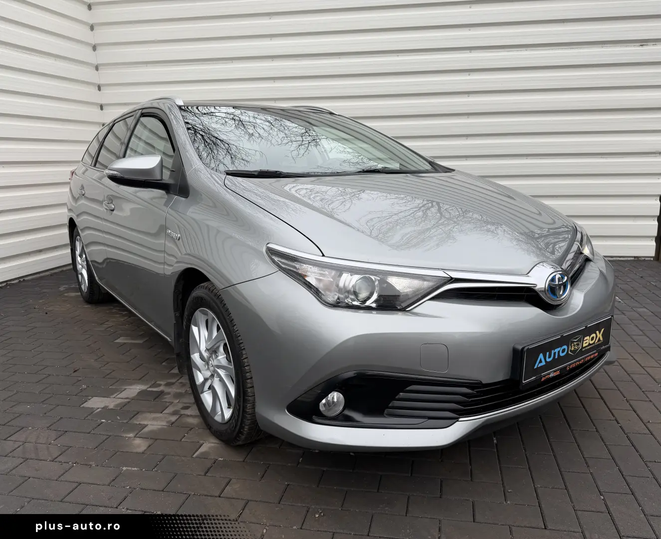 Toyota Auris 1.8 hybrid 160.000 km