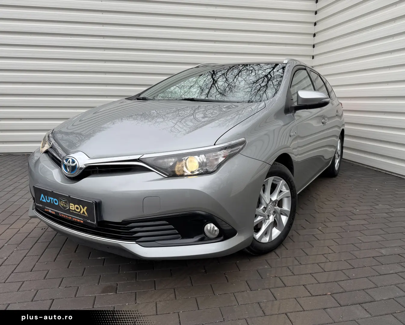 Toyota Auris 1.8 hybrid 160.000 km