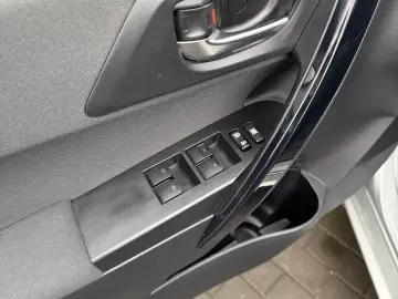 Toyota Auris 1.8 hybrid 160.000 km