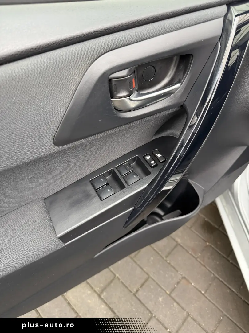 Toyota Auris 1.8 hybrid 160.000 km