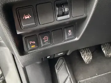 Nissan Qashqai 1.6 benzina 125.000 km in RATE FIXE