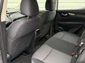 Nissan Qashqai 1.6 benzina 125.000 km in RATE FIXE