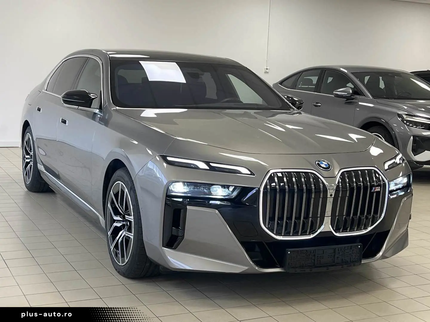 BMW M760e xDrive  Individual Edition UnfallfreI 1.Hd