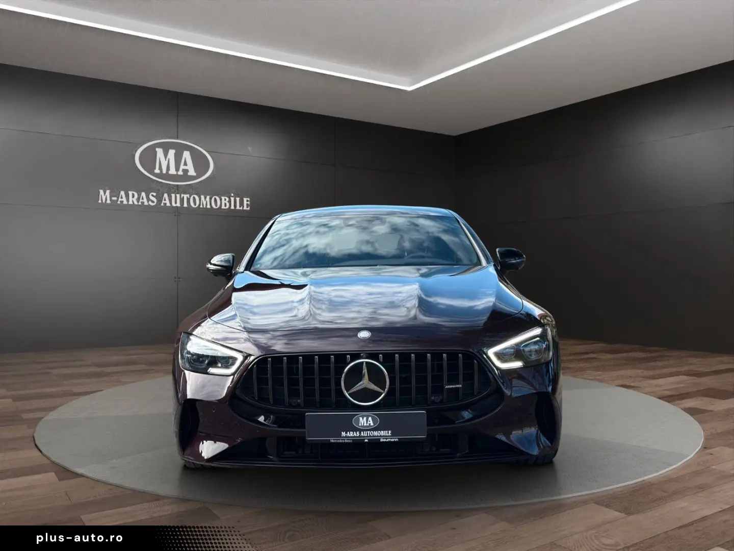 MERCEDES-BENZ AMG GT 4-trg. 53 4Matic Pano  Sonderlackirug