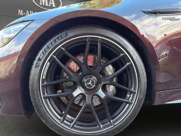 MERCEDES-BENZ AMG GT 4-trg. 53 4Matic Pano  Sonderlackirug