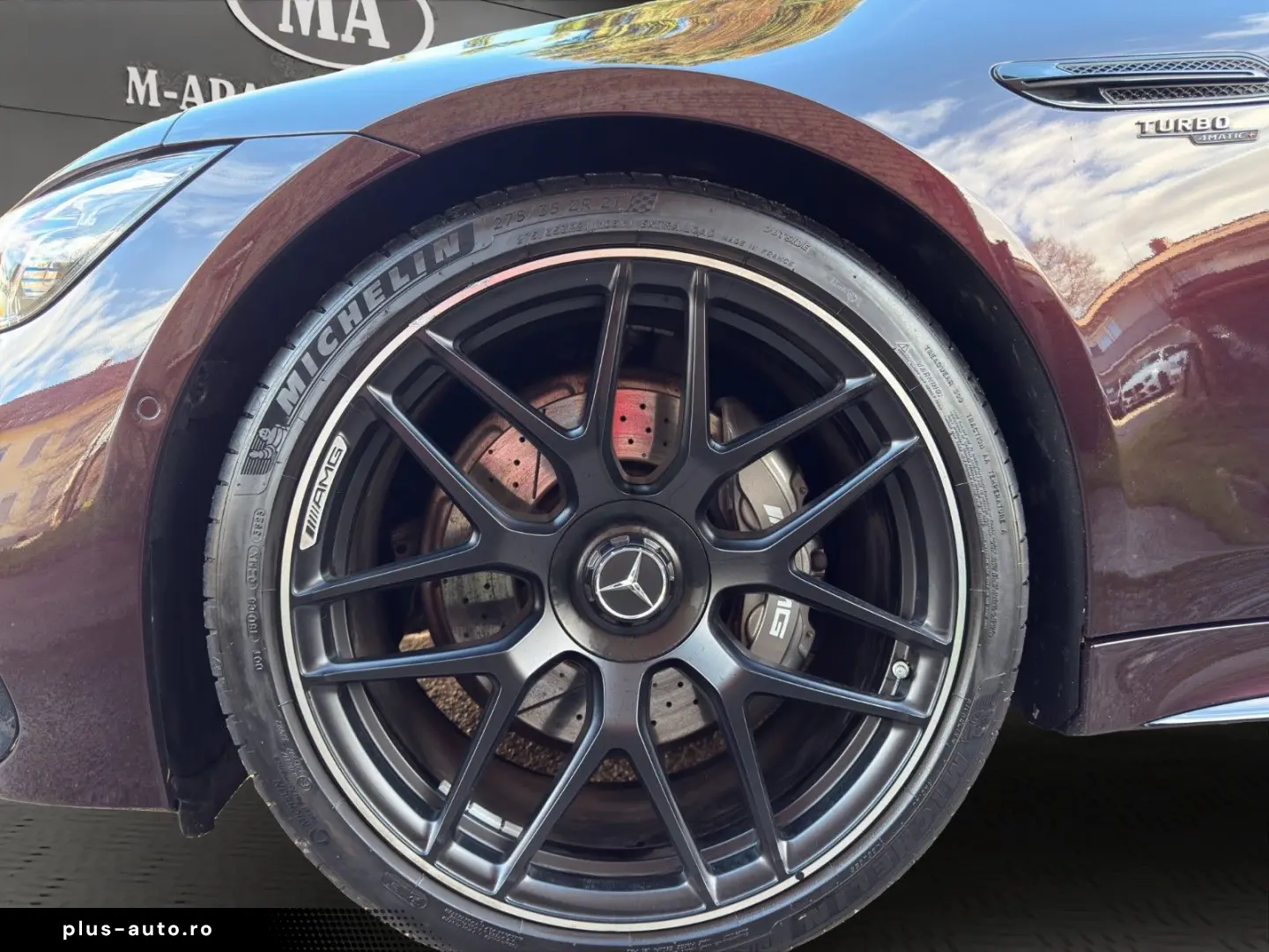 MERCEDES-BENZ AMG GT 4-trg. 53 4Matic Pano  Sonderlackirug