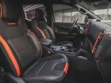 FORD Ranger Raptor V6 Top Zustand viele Extras