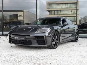 PORSCHE PANAMERA 4 Bose Pano ACC HeadUp SoftClose