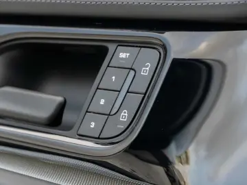 PORSCHE PANAMERA 4 Bose Pano ACC HeadUp SoftClose