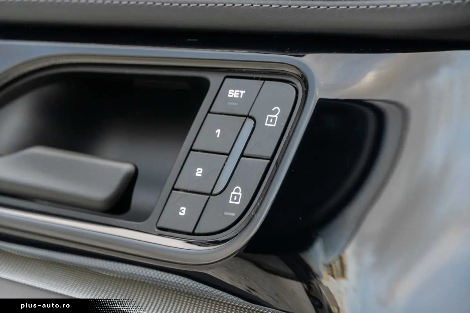 PORSCHE PANAMERA 4 Bose Pano ACC HeadUp SoftClose