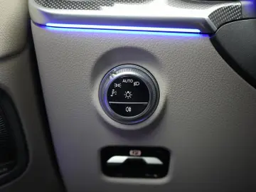 MERCEDES-BENZ CLE 300 4Matic Coupe Leder Distronic K&hellip;