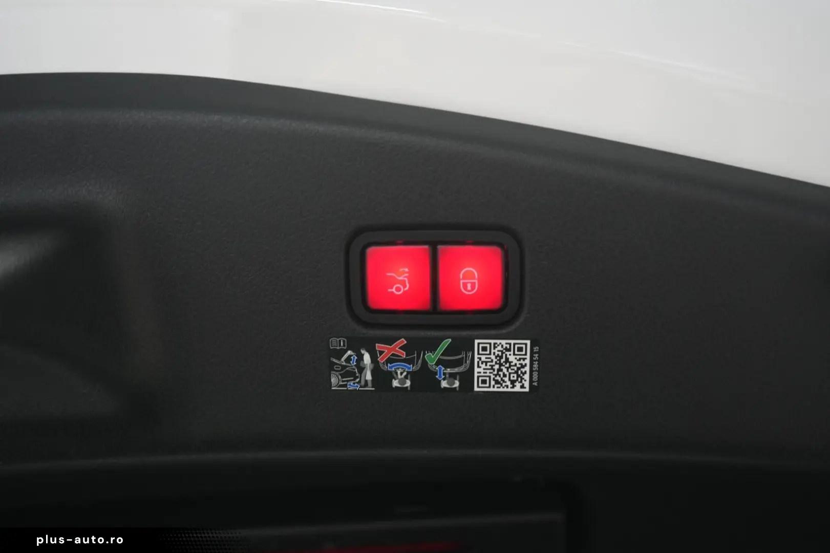 MERCEDES-BENZ CLE 300 4Matic Coupe Leder Distronic K&hellip;