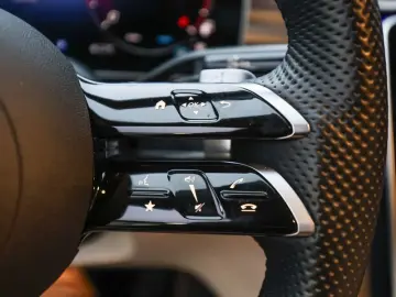 MERCEDES-BENZ CLE 220 d Cabrio AMG-Sport Burm Night &hellip;