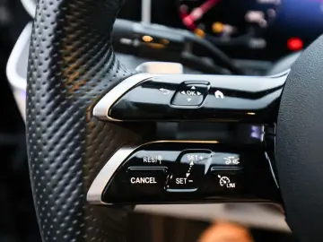 MERCEDES-BENZ CLE 220 d Cabrio AMG-Sport Burm Night &hellip;