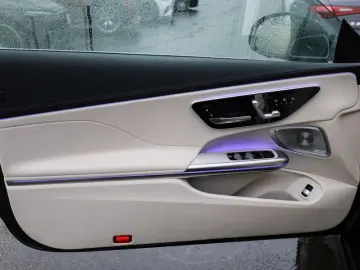 MERCEDES-BENZ CLE 220 d Cabrio AMG-Sport Burm Night &hellip;