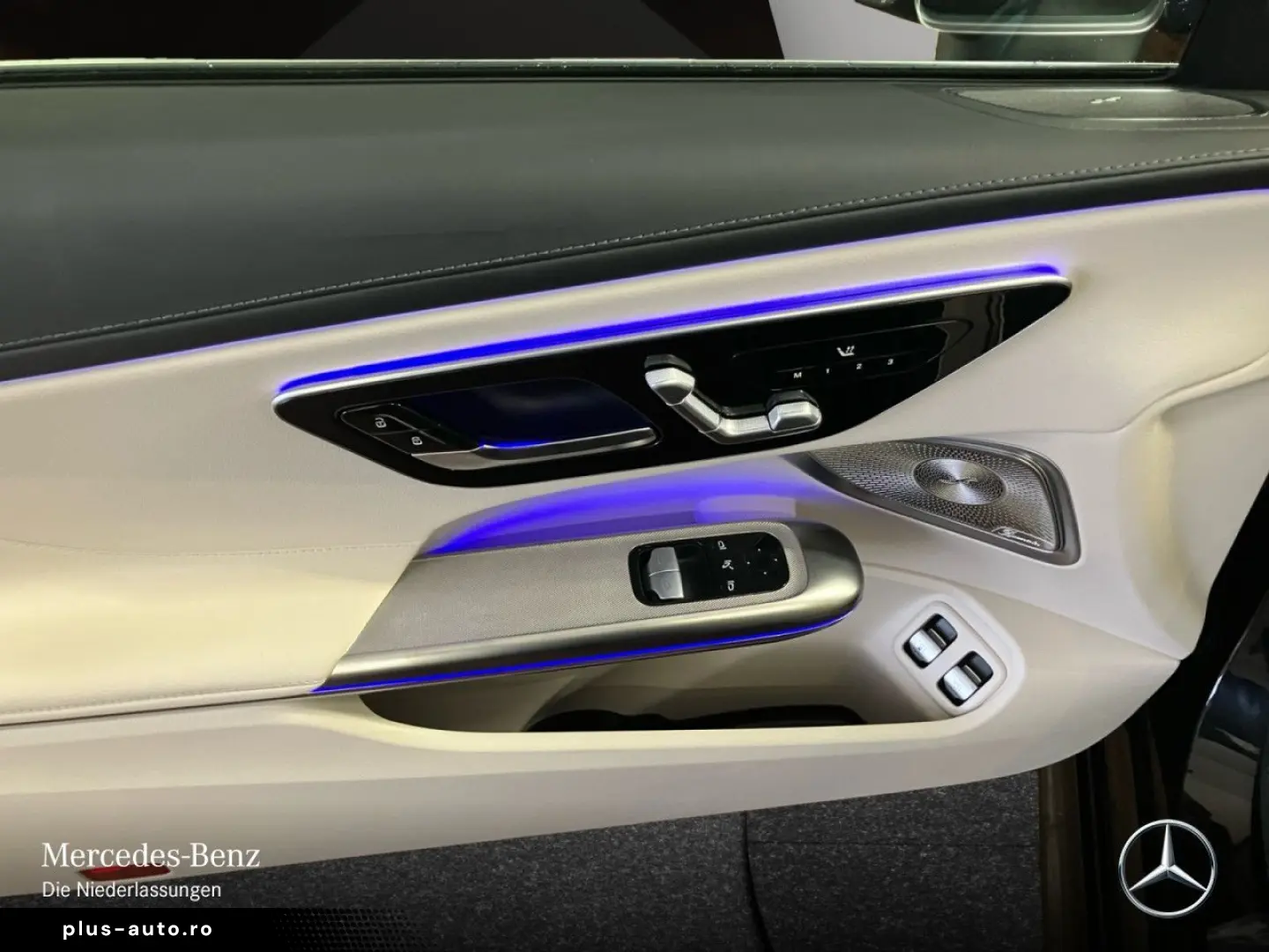 MERCEDES-BENZ CLE 300 e AMG PANO 360 BURMESTER KEYLESS 9G