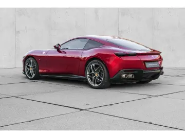 FERRARI Roma  ADAS Carbon LED Alcantara JBL MagneRide Ma