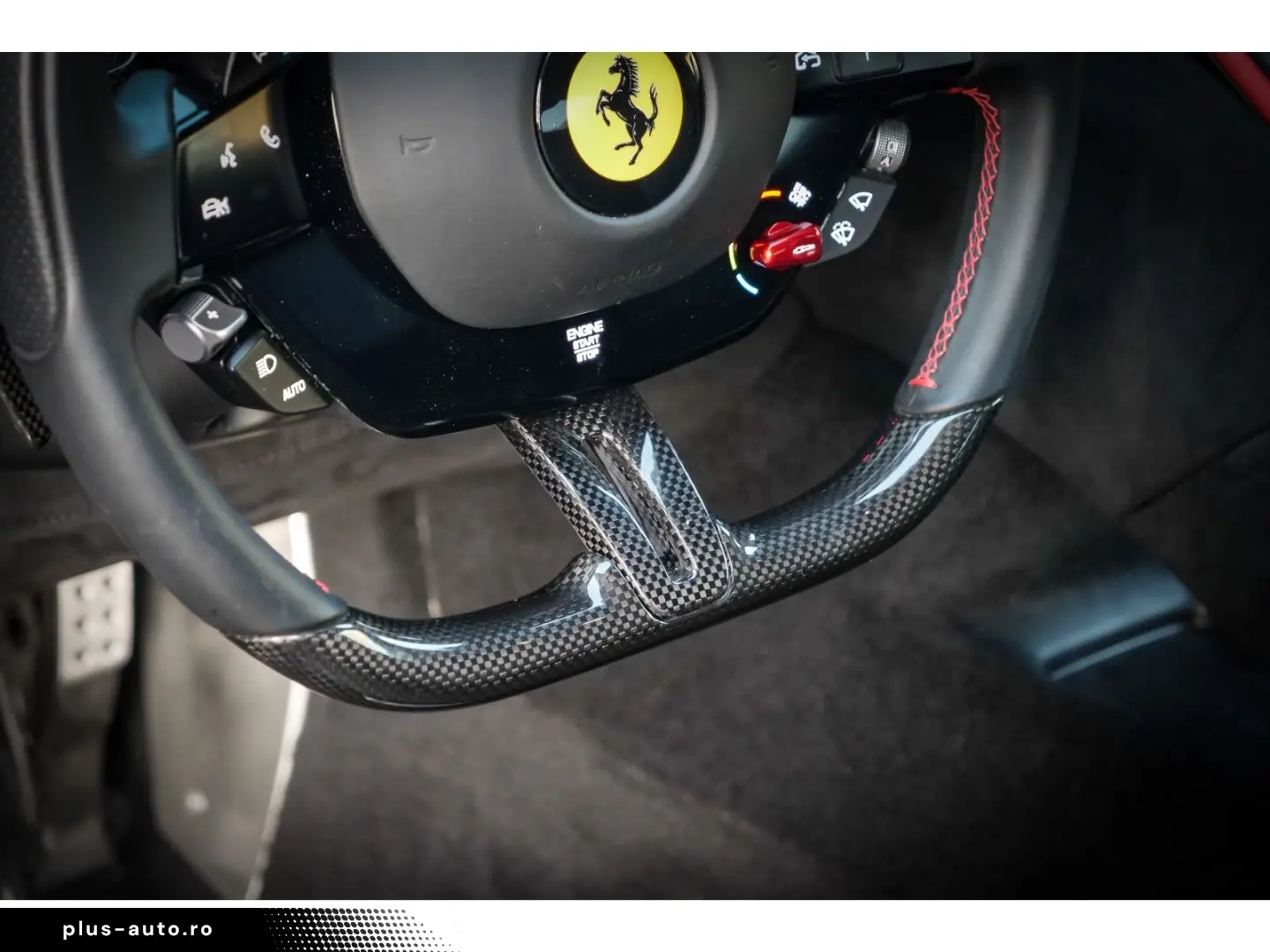 FERRARI Roma  ADAS Carbon LED Alcantara JBL MagneRide Ma