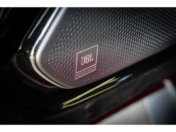 FERRARI Roma  ADAS Carbon LED Alcantara JBL MagneRide Ma