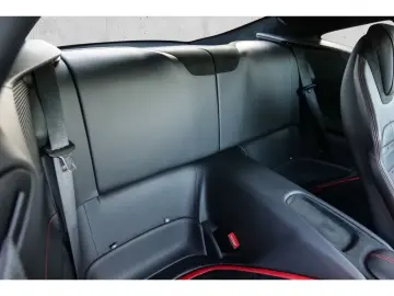 FERRARI Roma  ADAS Carbon LED Alcantara JBL MagneRide Ma