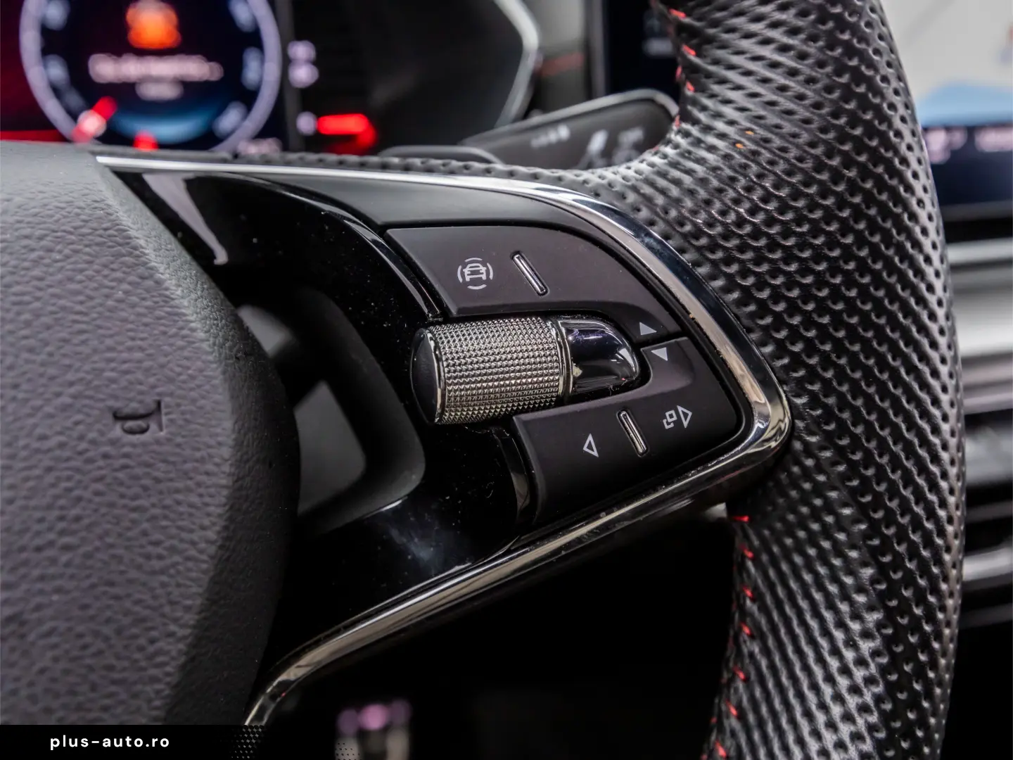 Skoda Octavia VRS 2.0 TSI BENZINA DSG 245 CP 2022