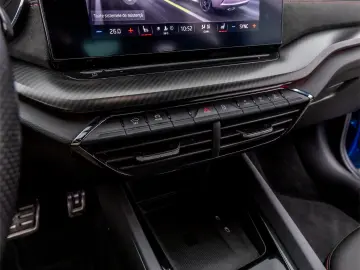 Skoda Octavia VRS 2.0 TSI BENZINA DSG 245 CP 2022