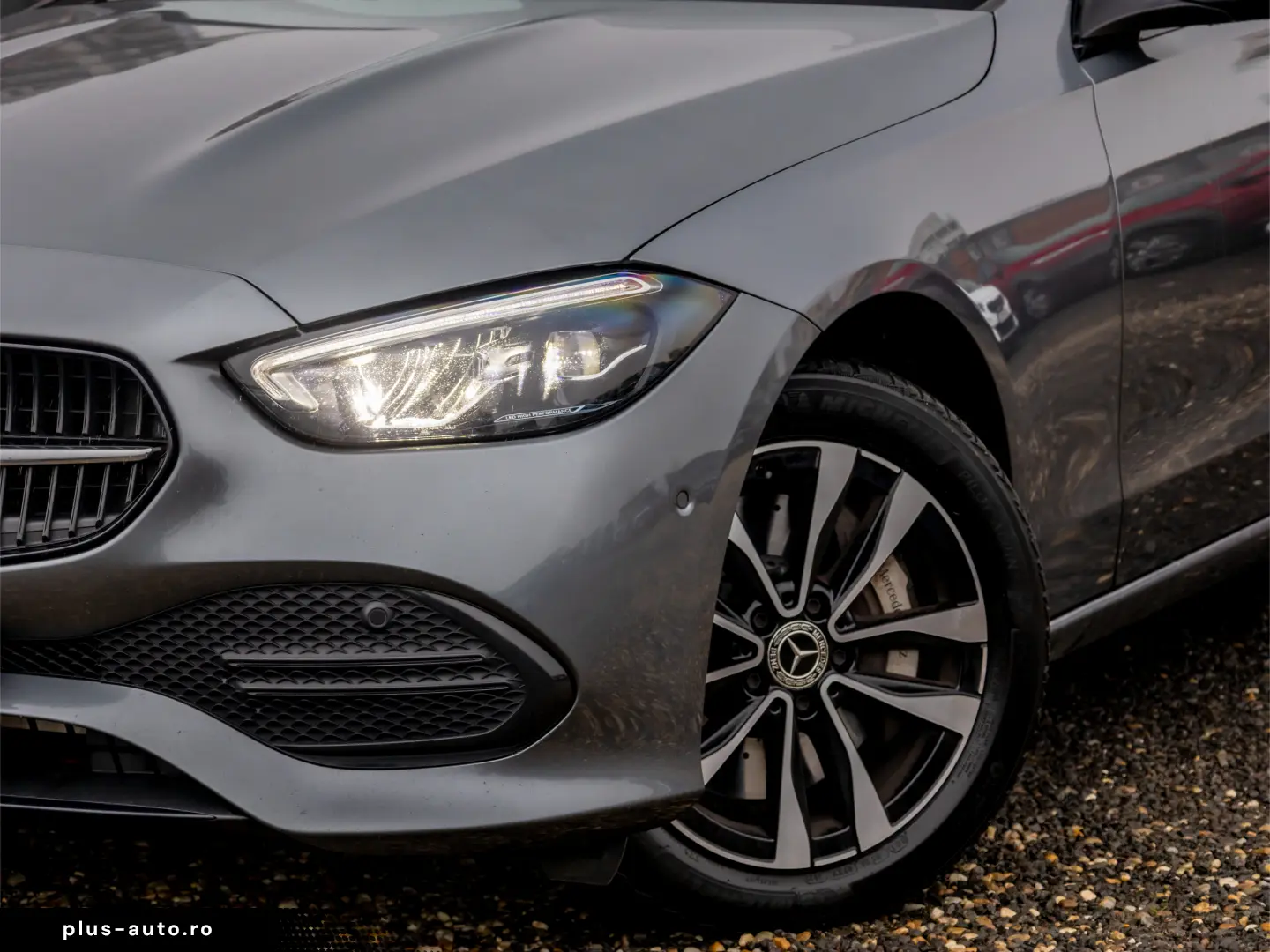 MERCEDES-BENZ C 300 e    9G-TRONIC    Avantgarde    313cp