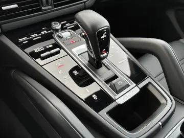 PORSCHE Cayenne E-Hy Platinum HUD 360  BOSE ACC MJ23