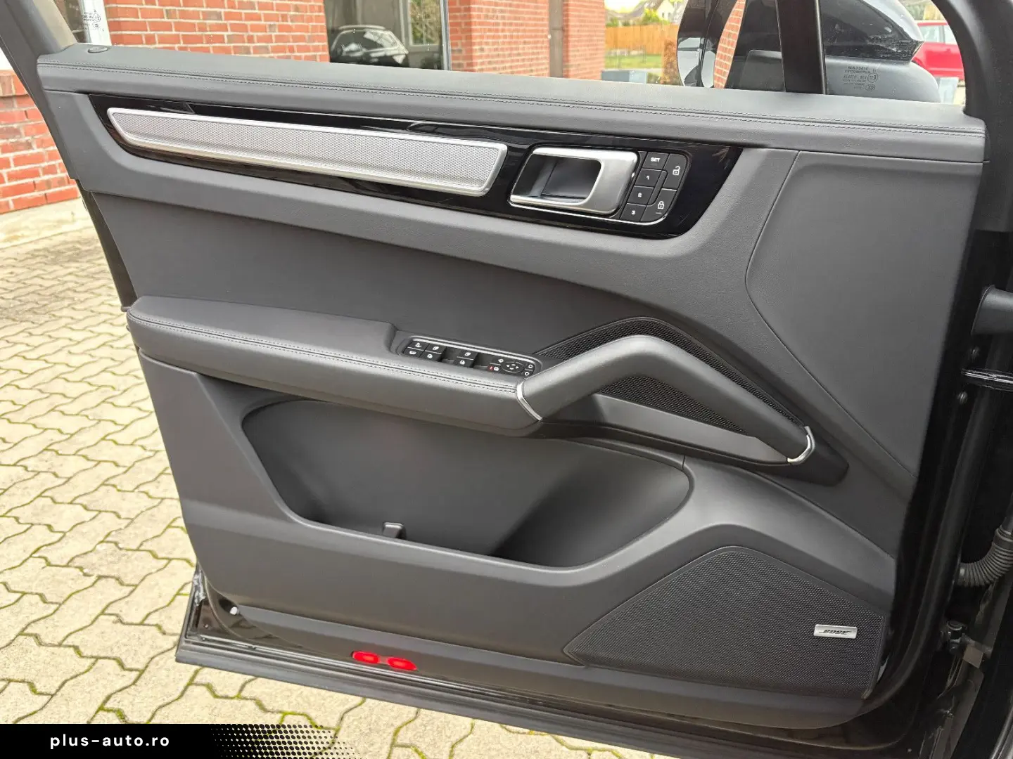 PORSCHE Cayenne E-Hy Platinum HUD 360  BOSE ACC MJ23