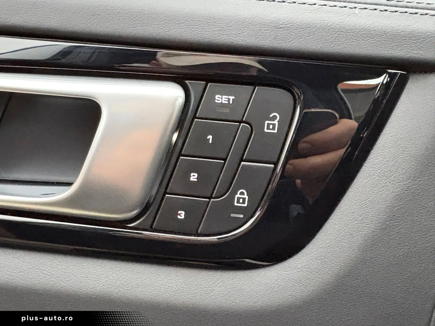 PORSCHE Cayenne E-Hy Platinum HUD 360  BOSE ACC MJ23