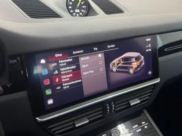 PORSCHE Cayenne Hybrid Kreide Massage Burmester Sitzluft