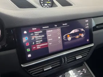 PORSCHE Cayenne Hybrid Kreide Massage Burmester Sitzluft