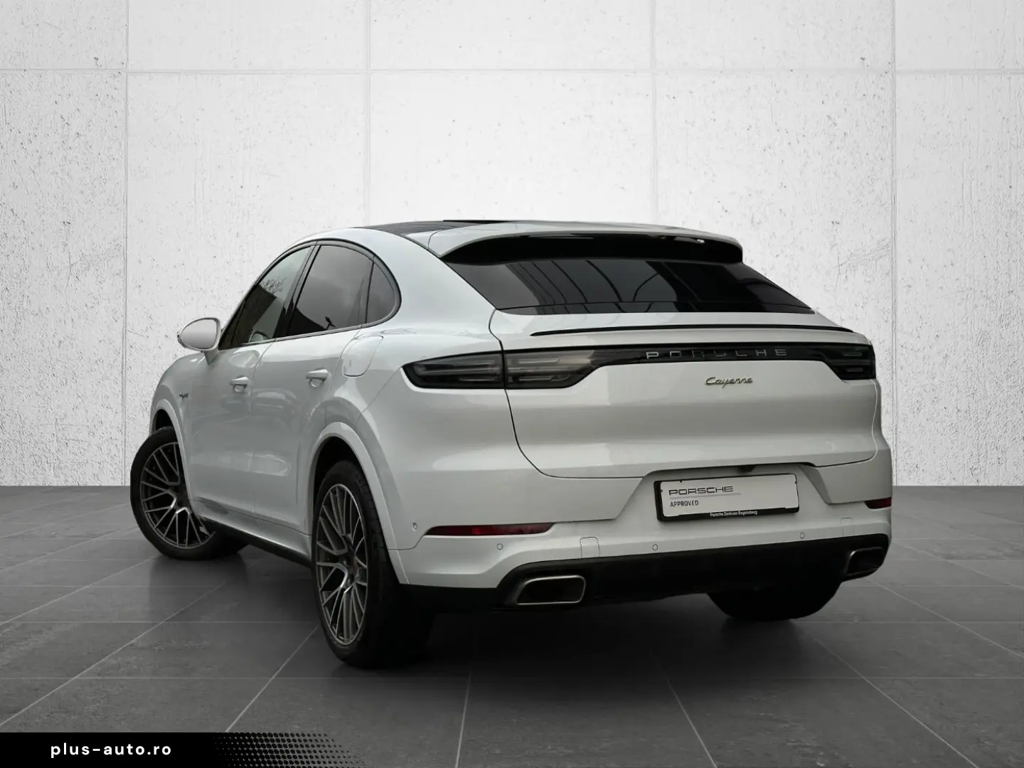 PORSCHE Cayenne E-Hybrid LED-Matrix Surround View