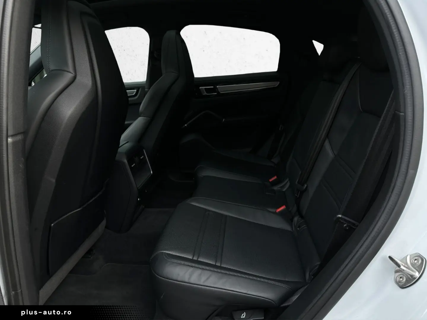 PORSCHE Cayenne E-Hybrid LED-Matrix Surround View