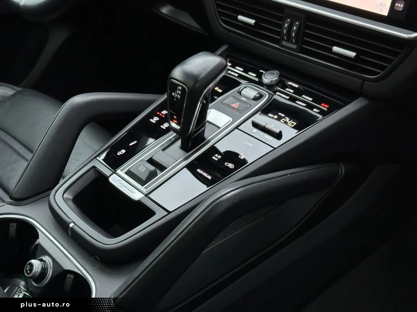 PORSCHE Cayenne E-Hybrid LED-Matrix Surround View