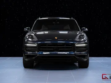 PORSCHE Cayenne E-Hyb PlatinumEdt 21  SportDesign Pano