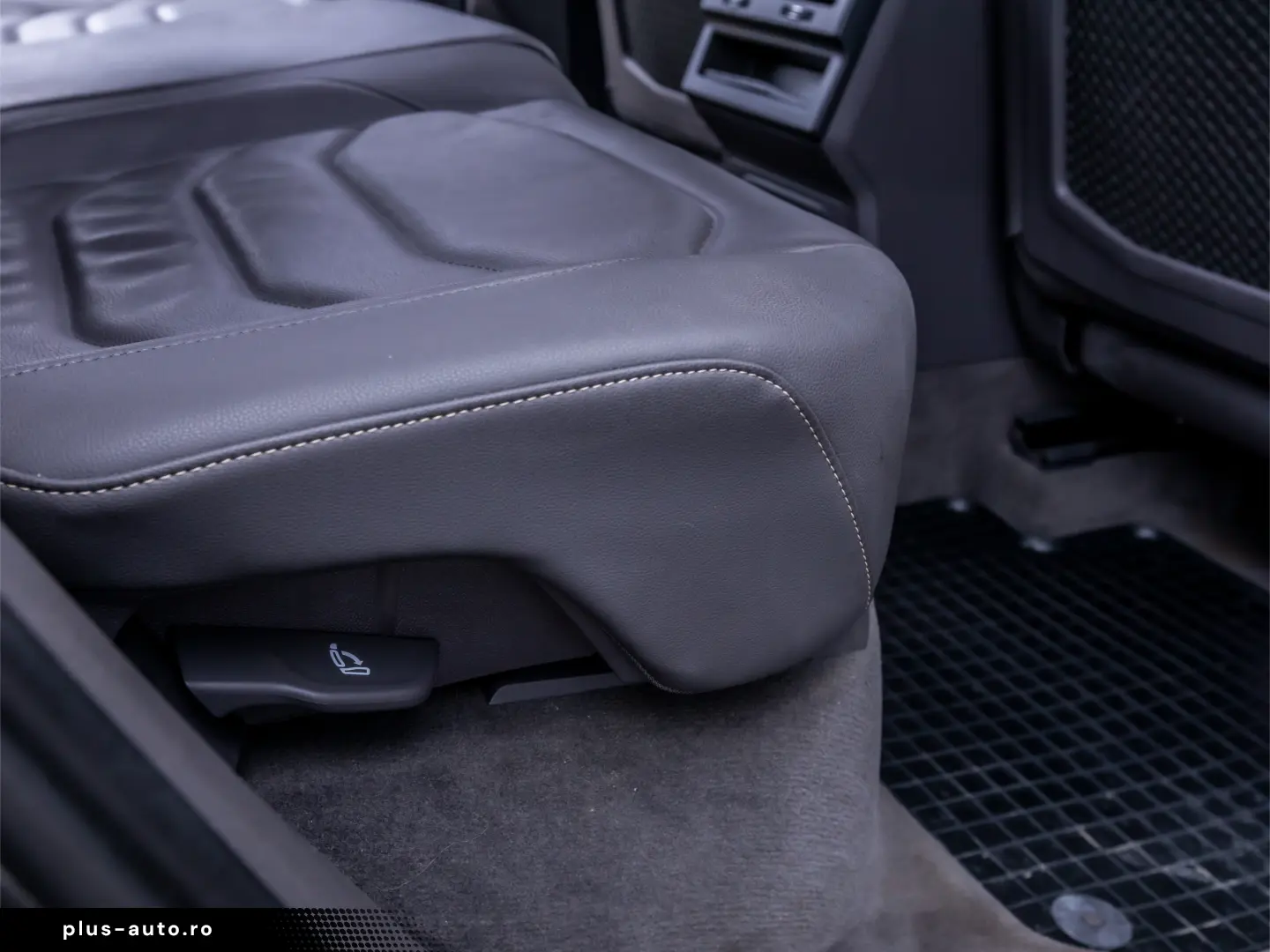 Volkswagen TOUAREG V6 - 3.0 TDI 231CP DSG 4Motion Atmosphere